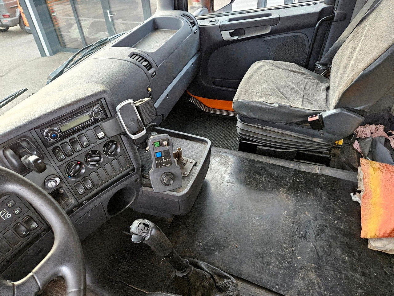 Tippbil Scania R380 4x4 Winterdienst Euro4: bilde 21 Tippbil Scania R380 4x4 Winterdienst Euro4: bilde 21