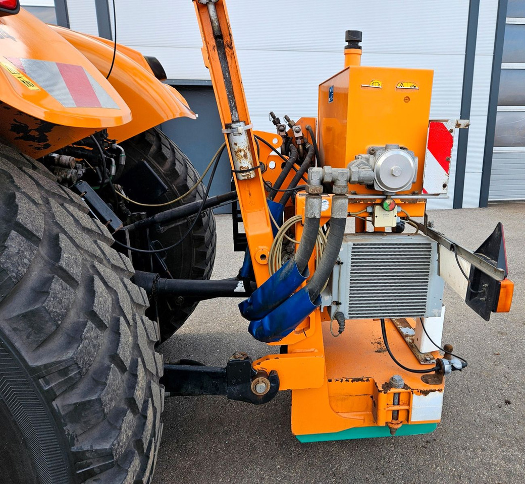 Kommunale traktor Steyr CVT 6130 Mulag MKM700 Mähkombination Kommunal: bilde 12