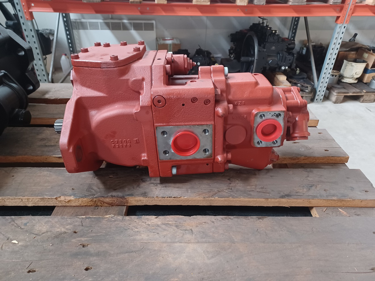 Kawasaki Heavy Industries K7SP36/K7V28-11VR-922A/25 - Hydraulisk pumpe for Beltegraver: bilde 1 Kawasaki Heavy Industries K7SP36/K7V28-11VR-922A/25 - Hydraulisk pumpe for Beltegraver: bilde 1