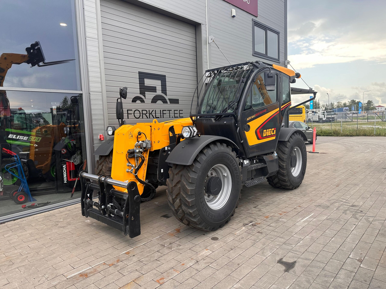 Dieci Agri Max 65.8 VS EVO2 GD - Teleskoplastere: bilde 1 Dieci Agri Max 65.8 VS EVO2 GD - Teleskoplastere: bilde 1