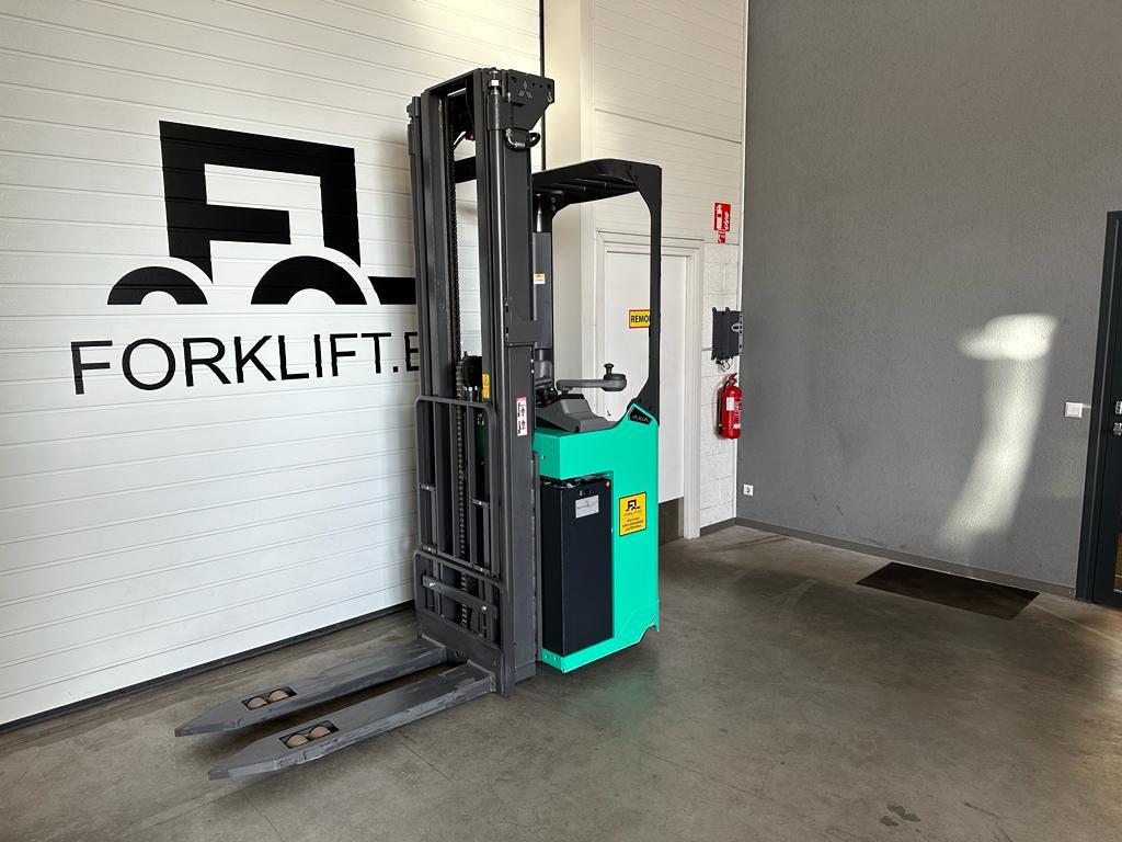 Mitsubishi SBR16N - Stabler: bilde 1 Mitsubishi SBR16N - Stabler: bilde 1