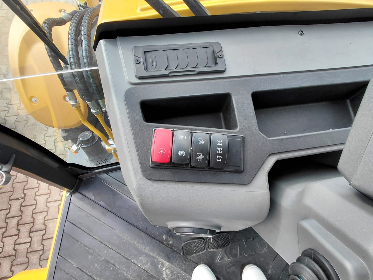 Traktorgraver XCMG XC8-S3580: bilde 8 Traktorgraver XCMG XC8-S3580: bilde 8