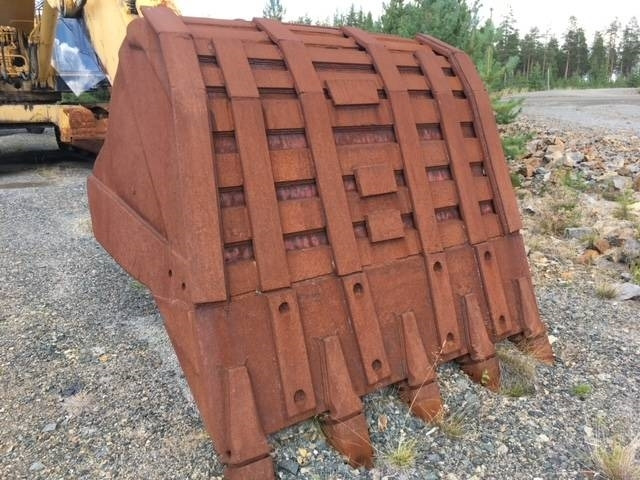 Komatsu PC 1000-1 - Beltegraver: bilde 4 Komatsu PC 1000-1 - Beltegraver: bilde 4