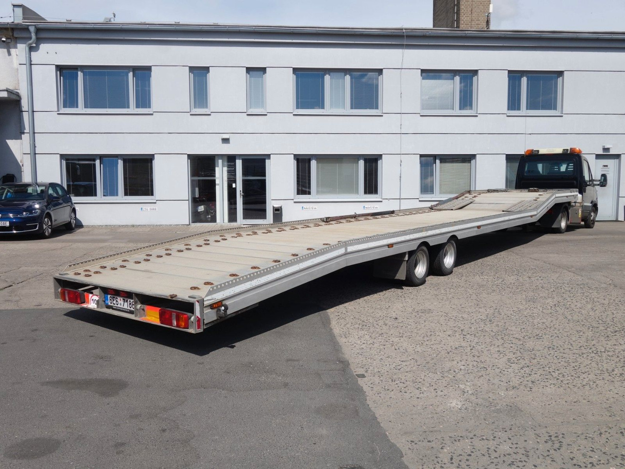 Iveco Daily 35 S 17 mit Anhänger für 3 PKW - Transporter lastebil: bilde 4 Iveco Daily 35 S 17 mit Anhänger für 3 PKW - Transporter lastebil: bilde 4
