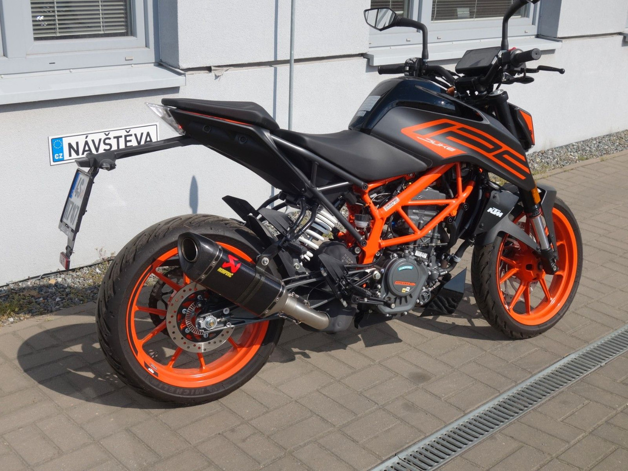 KTM Duke 125 Original 905 km !!! - Motorsykkel: bilde 3 KTM Duke 125 Original 905 km !!! - Motorsykkel: bilde 3