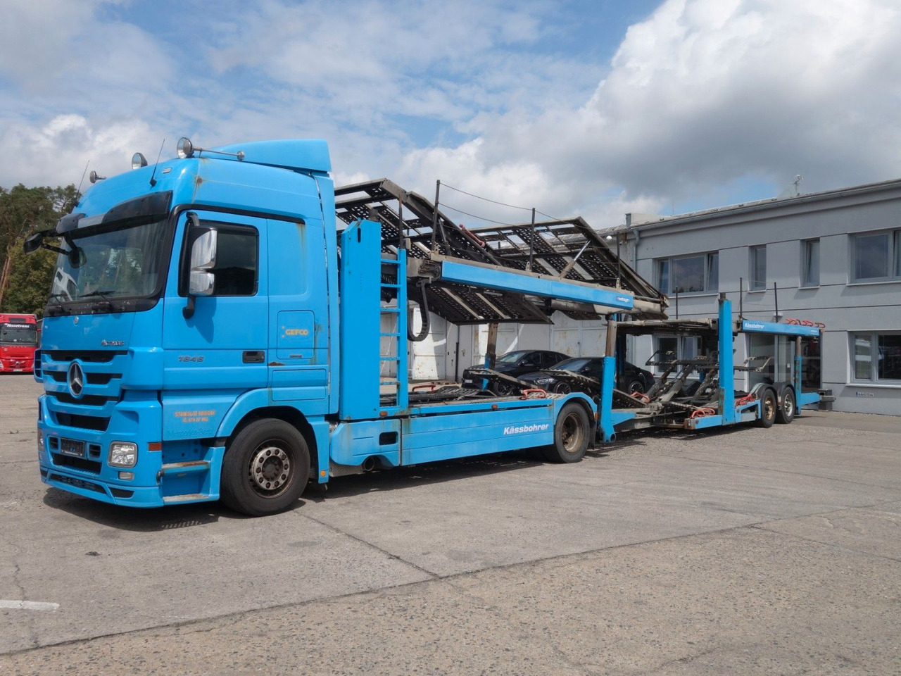 Mercedes-Benz Actros 1846 mit Kässbohrer Metago/Vario - Transporter lastebil: bilde 2 Mercedes-Benz Actros 1846 mit Kässbohrer Metago/Vario - Transporter lastebil: bilde 2