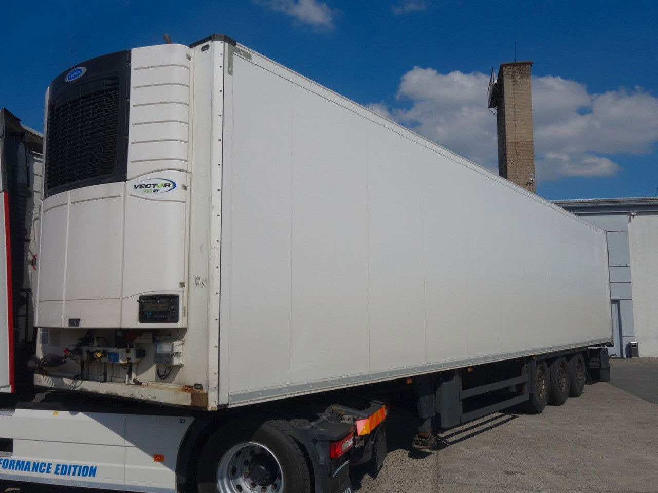 Schmitz Cargobull SKO 24/L mir Carrier 1950, Liftachse, 2 Kammern - Kjølesemi: bilde 2 Schmitz Cargobull SKO 24/L mir Carrier 1950, Liftachse, 2 Kammern - Kjølesemi: bilde 2