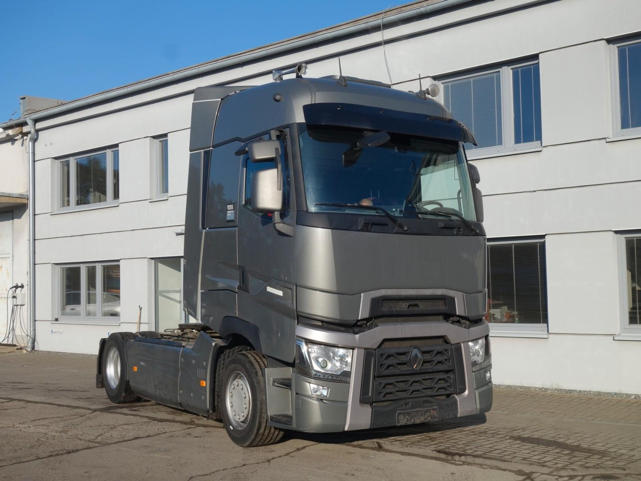 Renault T520, Standard, I Park Cool - Trekkvogn: bilde 2 Renault T520, Standard, I Park Cool - Trekkvogn: bilde 2