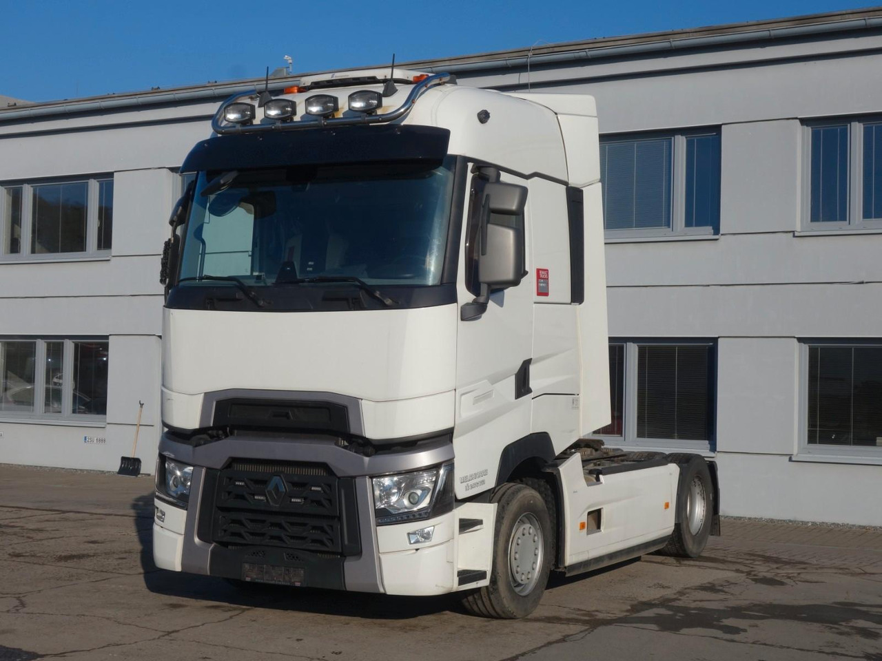 Renault T520 Standard, I Park Cool - Trekkvogn: bilde 1 Renault T520 Standard, I Park Cool - Trekkvogn: bilde 1