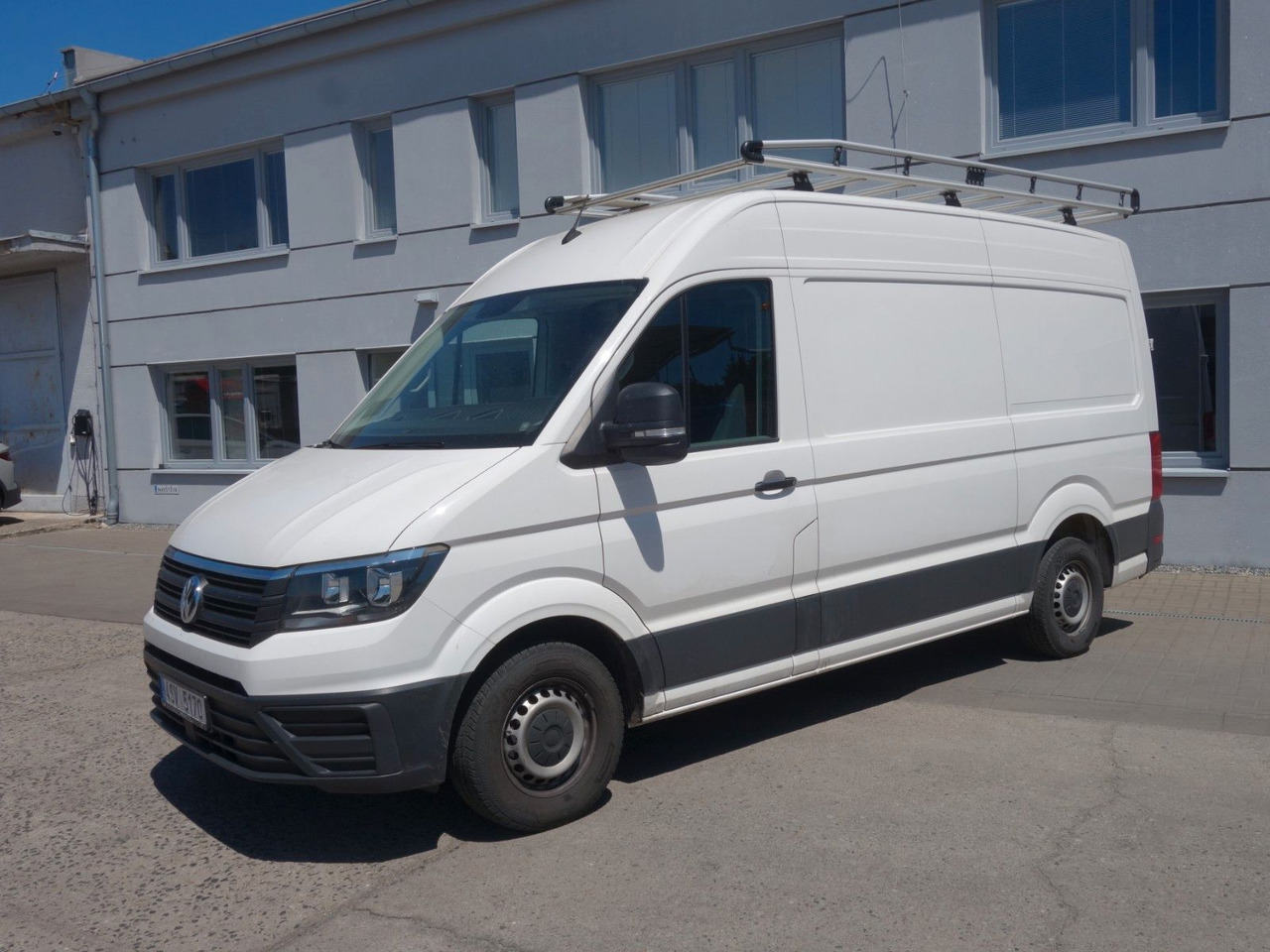 Volkswagen Crafter 2,0 TDI 103 kW - Kassebil: bilde 2 Volkswagen Crafter 2,0 TDI 103 kW - Kassebil: bilde 2
