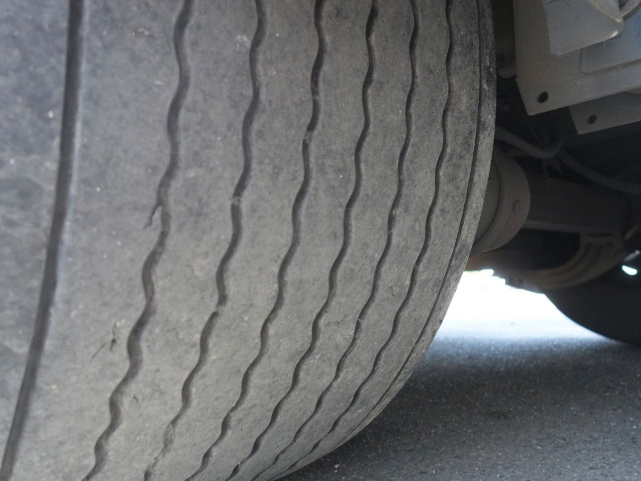 Kapellbil Volvo FH 460 XL 6x2, 120 cbm, Durchfahren: bilde 8