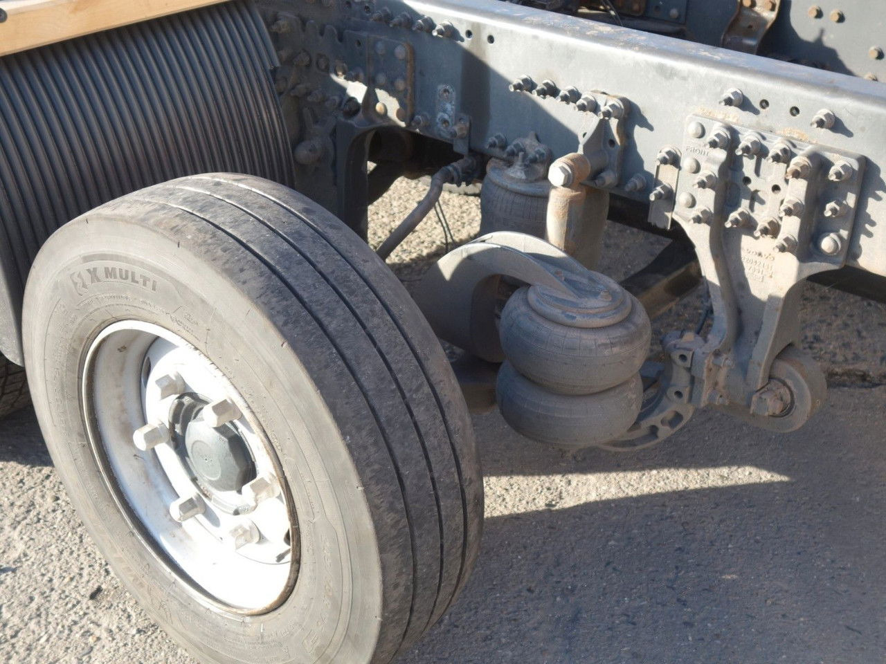 Transporter lastebil Volvo FM 460 6x2 Fahrgestell für Autotransporter: bilde 10