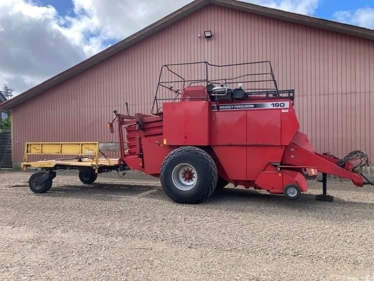 Massey Ferguson LB190 Fieldstar *** m. parkland ballevogn *** - Firkantpresse: bilde 3 Massey Ferguson LB190 Fieldstar *** m. parkland ballevogn *** - Firkantpresse: bilde 3