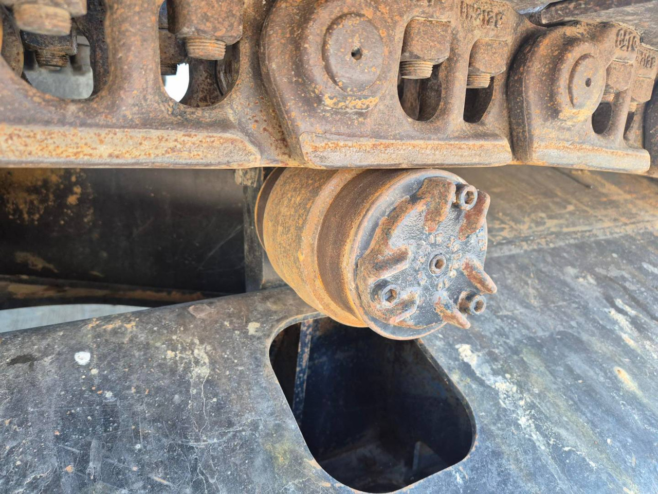 Beltegraver CAT 323: bilde 11