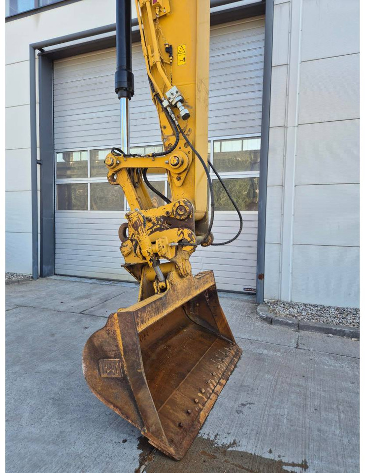 Beltegraver CAT 323: bilde 16