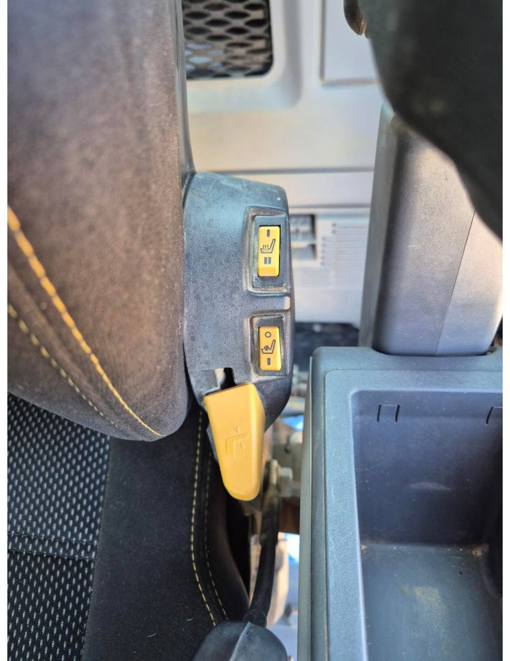 Beltegraver CAT 323: bilde 29