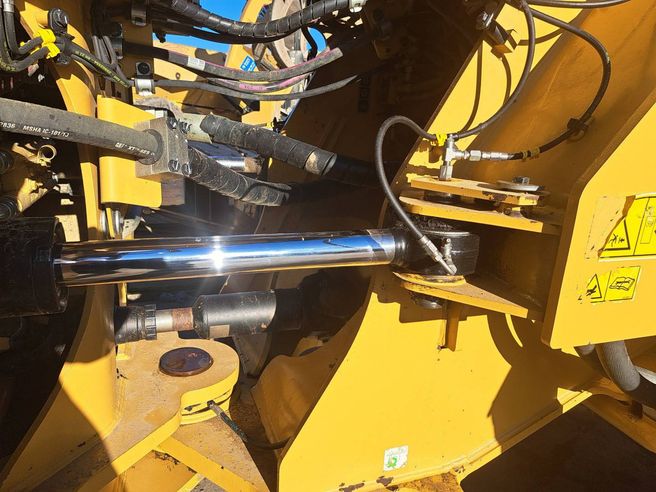 Hjullaster CAT 972: bilde 21