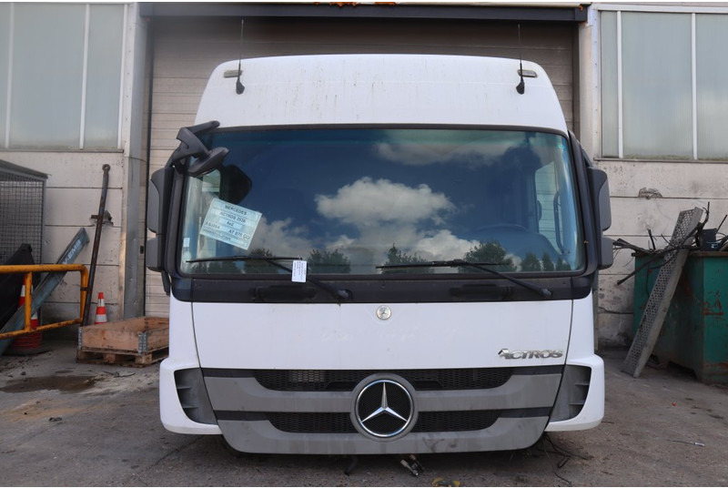 Mercedes-Benz ACTROS F04 MP3 - Førerhus og interiør for Lastebil: bilde 1 Mercedes-Benz ACTROS F04 MP3 - Førerhus og interiør for Lastebil: bilde 1