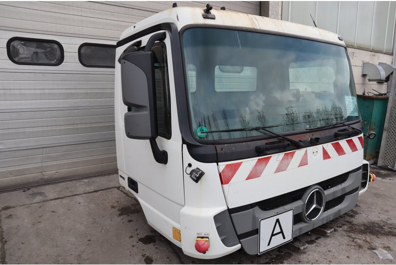 Mercedes-Benz ACTROS F07 MP3 94389915588371 - Førerhus og interiør for Lastebil: bilde 2 Mercedes-Benz ACTROS F07 MP3 94389915588371 - Førerhus og interiør for Lastebil: bilde 2