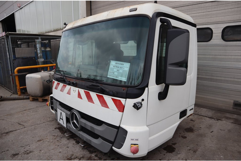 Mercedes-Benz ACTROS F07 MP3 94389915588371 - Førerhus og interiør for Lastebil: bilde 3 Mercedes-Benz ACTROS F07 MP3 94389915588371 - Førerhus og interiør for Lastebil: bilde 3