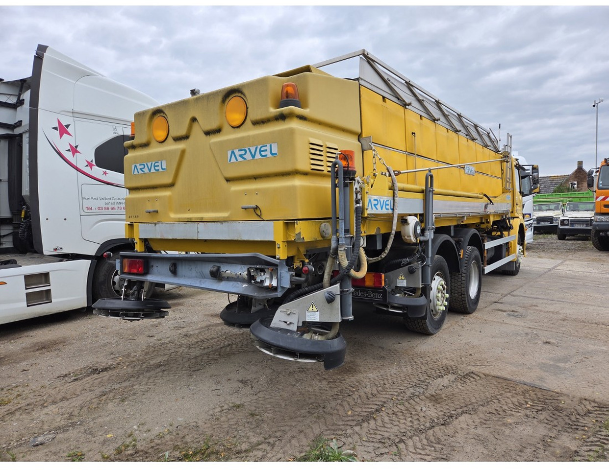 MERCEDES AXOR 2533 6X2 CHASSIS LOW MILEAGE - Chassis lastebil, Brøytebil: bilde 3 MERCEDES AXOR 2533 6X2 CHASSIS LOW MILEAGE - Chassis lastebil, Brøytebil: bilde 3