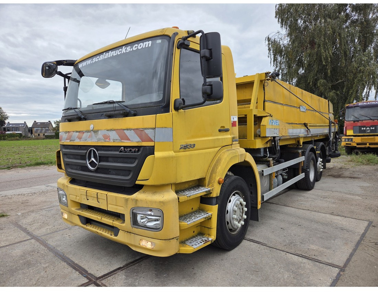 MERCEDES AXOR 2533 6X2 CHASSIS LOW MILEAGE - Chassis lastebil, Brøytebil: bilde 1 MERCEDES AXOR 2533 6X2 CHASSIS LOW MILEAGE - Chassis lastebil, Brøytebil: bilde 1