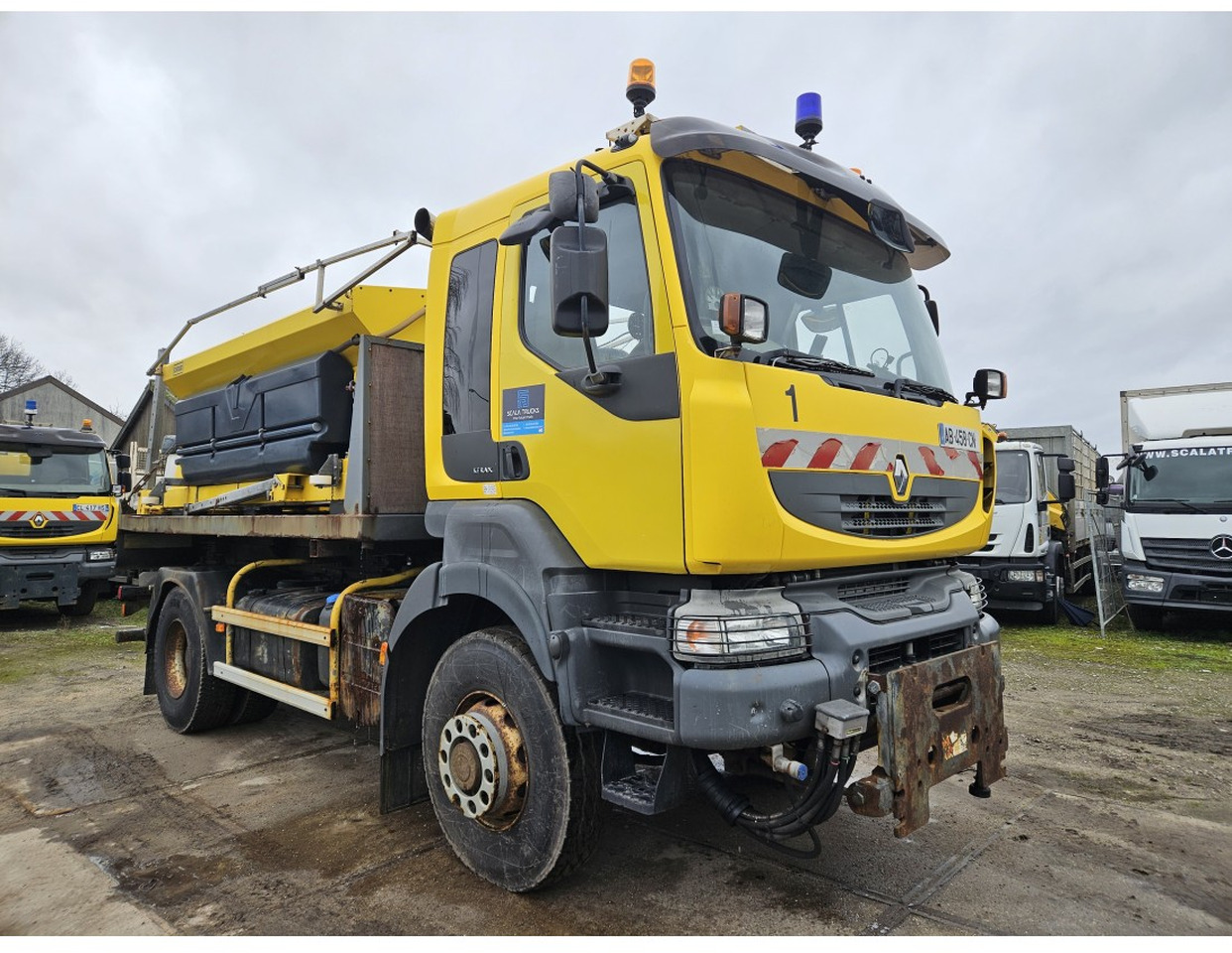 Renault Kerax 450 4x4 Salt spreader Gritter - Tippbil: bilde 3 Renault Kerax 450 4x4 Salt spreader Gritter - Tippbil: bilde 3