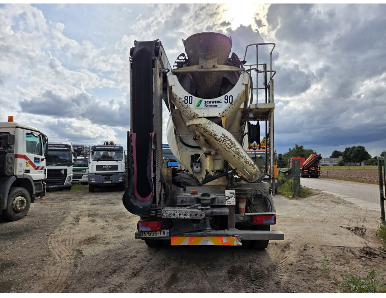 TGS 35.400 8X4 Concrete Mixer Stetter Euro 6 Steelsuspension - Betongbil: bilde 3 TGS 35.400 8X4 Concrete Mixer Stetter Euro 6 Steelsuspension - Betongbil: bilde 3