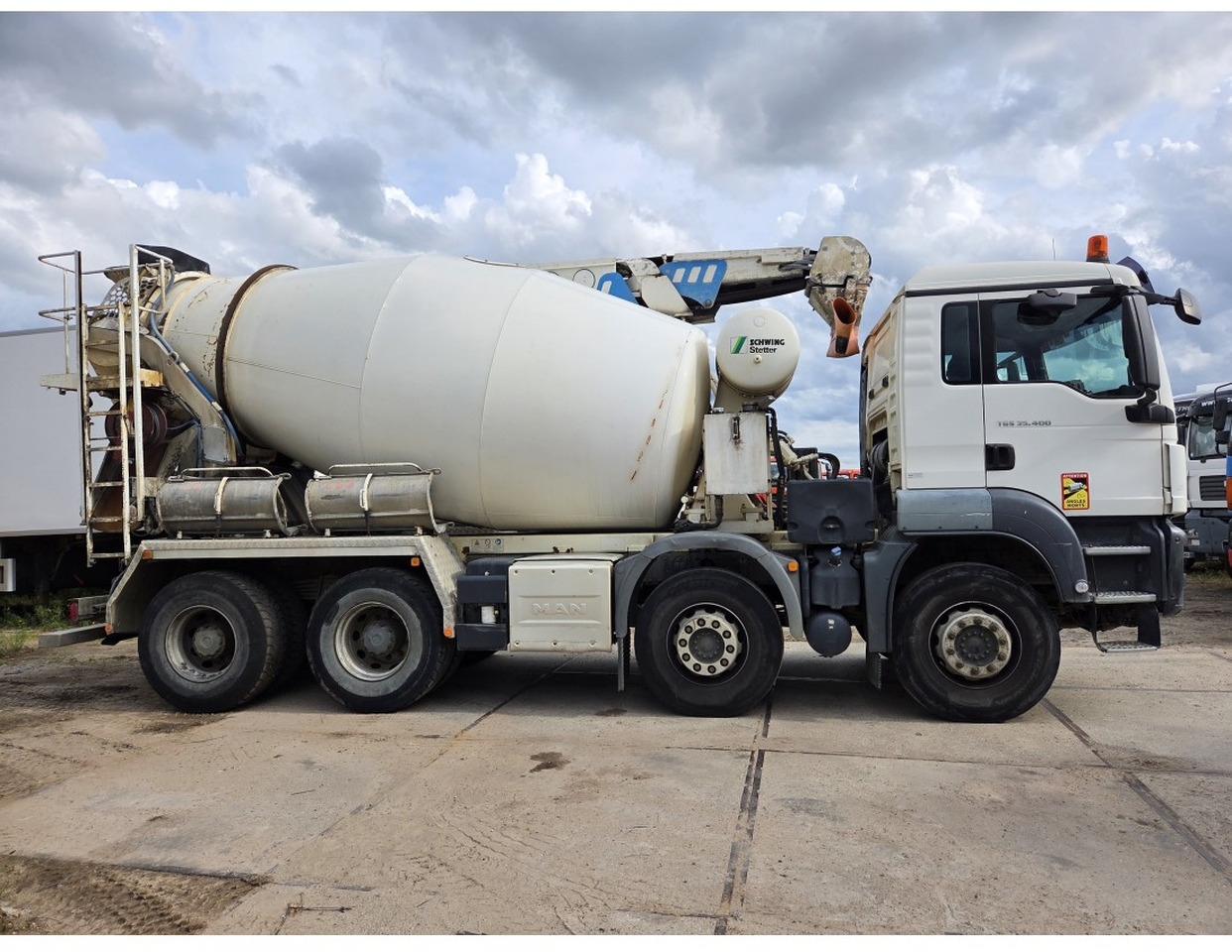 TGS 35.400 8X4 Concrete Mixer Stetter Euro 6 Steelsuspension - Betongbil: bilde 4 TGS 35.400 8X4 Concrete Mixer Stetter Euro 6 Steelsuspension - Betongbil: bilde 4