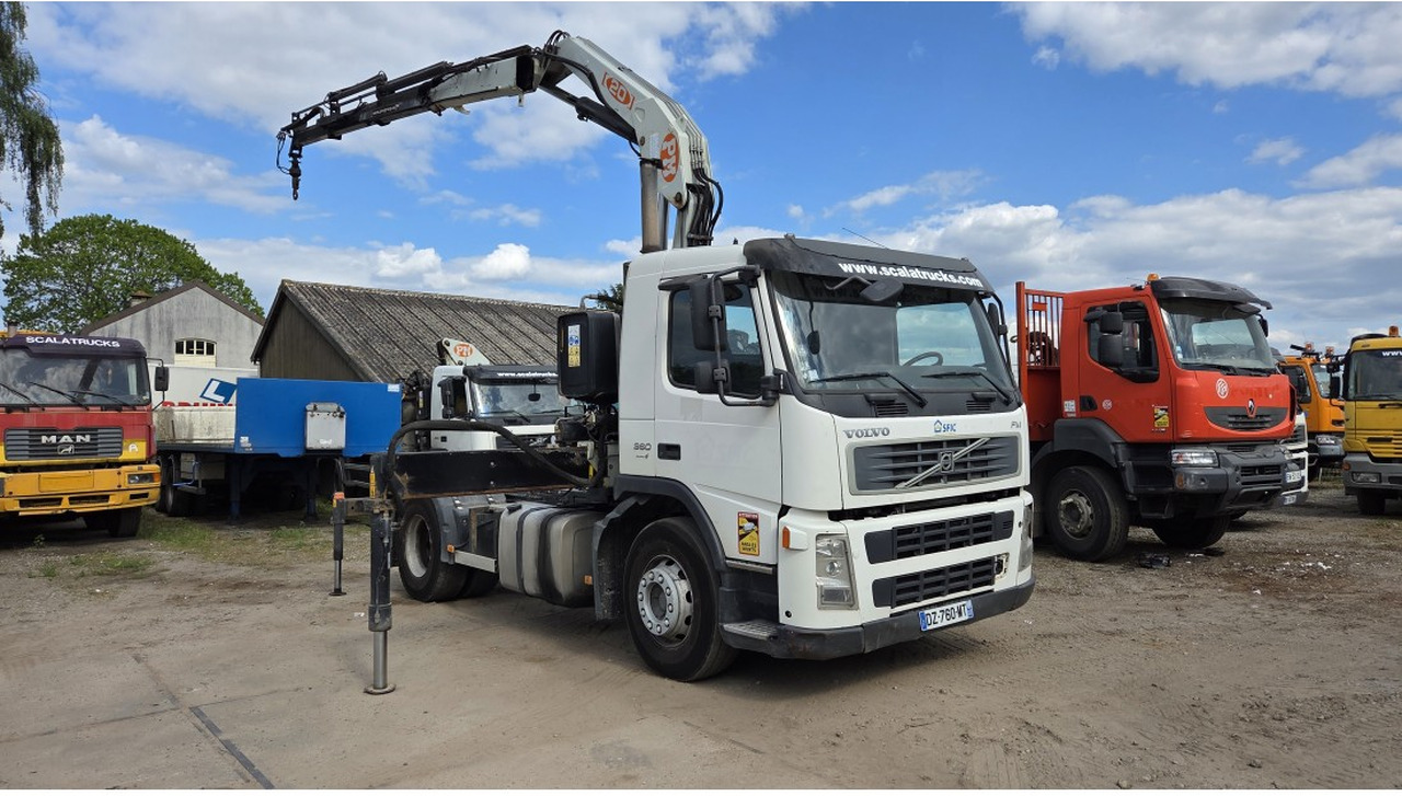 VOLVO FM 360 4X2 EURO 3 TRACTOR UNIT CRANE PM 20T MANUAL GEARBOX - Trekkvogn: bilde 4 VOLVO FM 360 4X2 EURO 3 TRACTOR UNIT CRANE PM 20T MANUAL GEARBOX - Trekkvogn: bilde 4