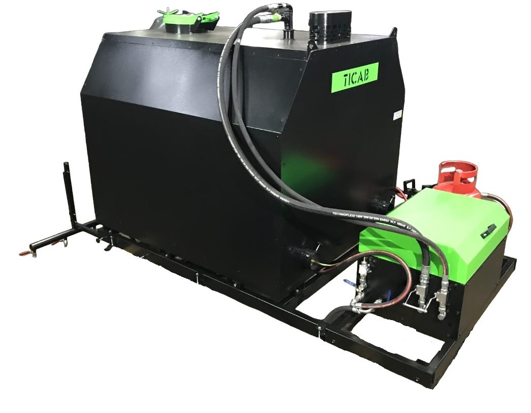 TICAB Manufacturer, Bitumen Sprayer, Asphalt Distributor, 2000L - Bitumensprøyte: bilde 1 TICAB Manufacturer, Bitumen Sprayer, Asphalt Distributor, 2000L - Bitumensprøyte: bilde 1