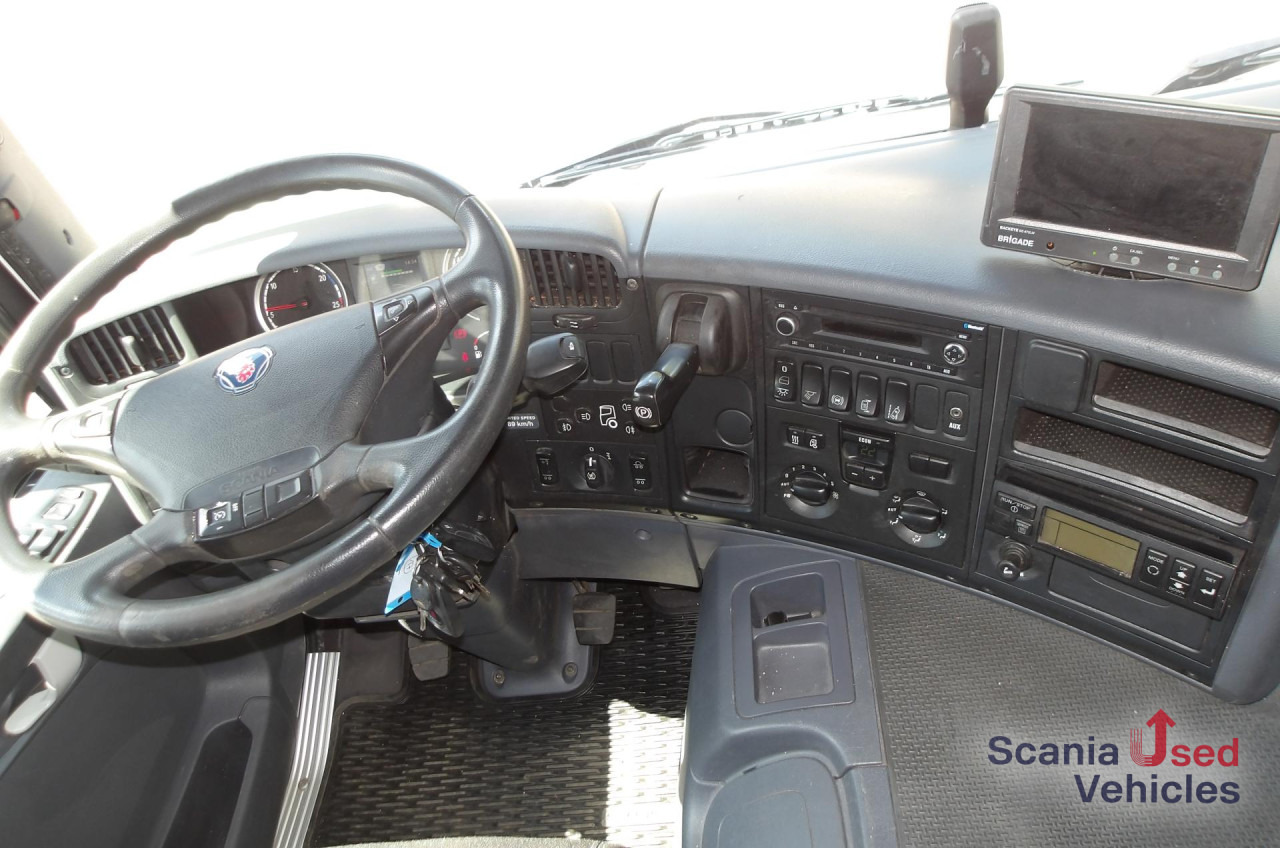 SCANIA P280 - 6x2*4 - KÜHLKOFFER 9m - MITSUBISHI - Lastebil med kjøl: bilde 4 SCANIA P280 - 6x2*4 - KÜHLKOFFER 9m - MITSUBISHI - Lastebil med kjøl: bilde 4