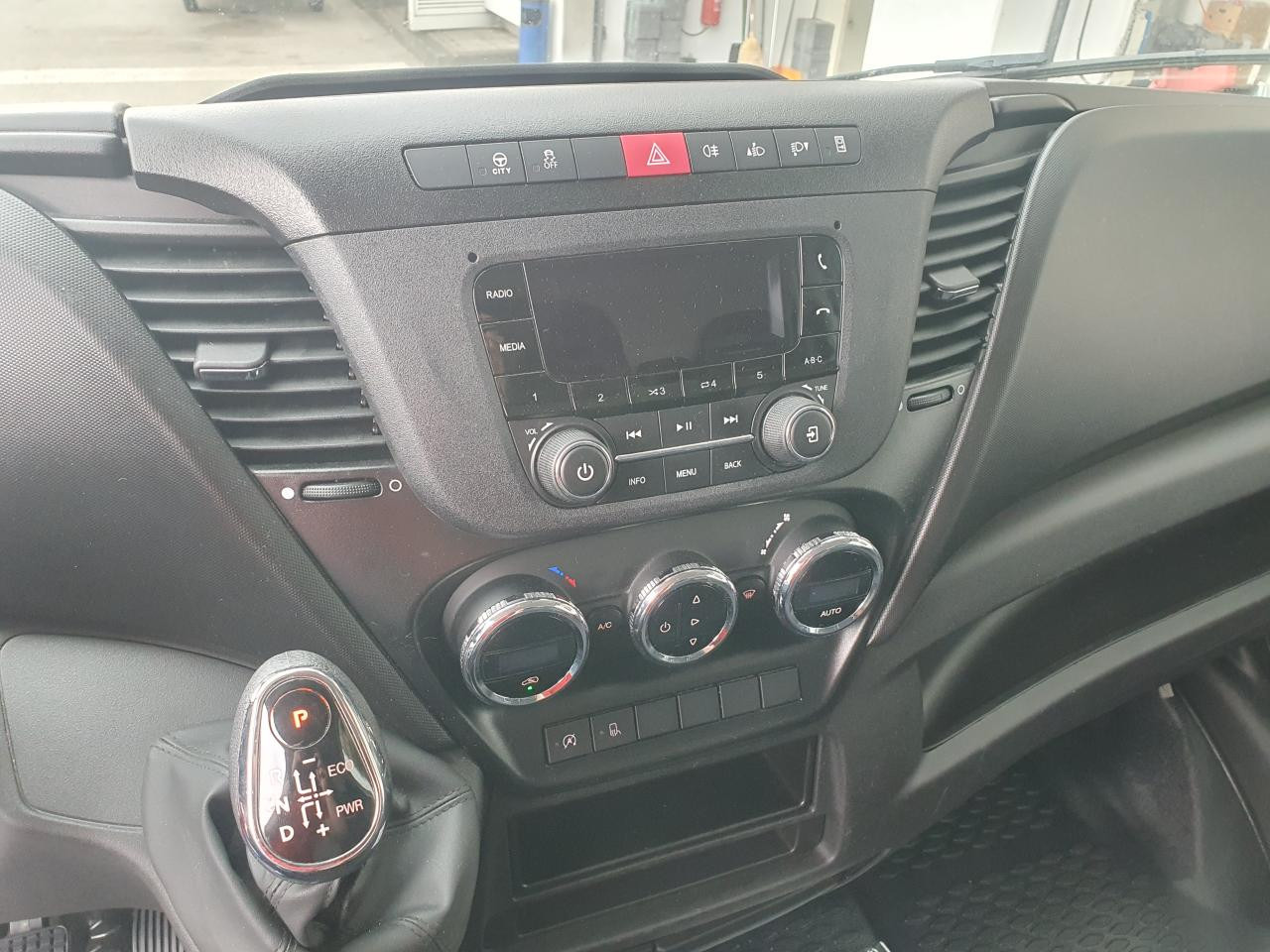 Persontransport IVECO Daily 35S16A8V: bilde 7