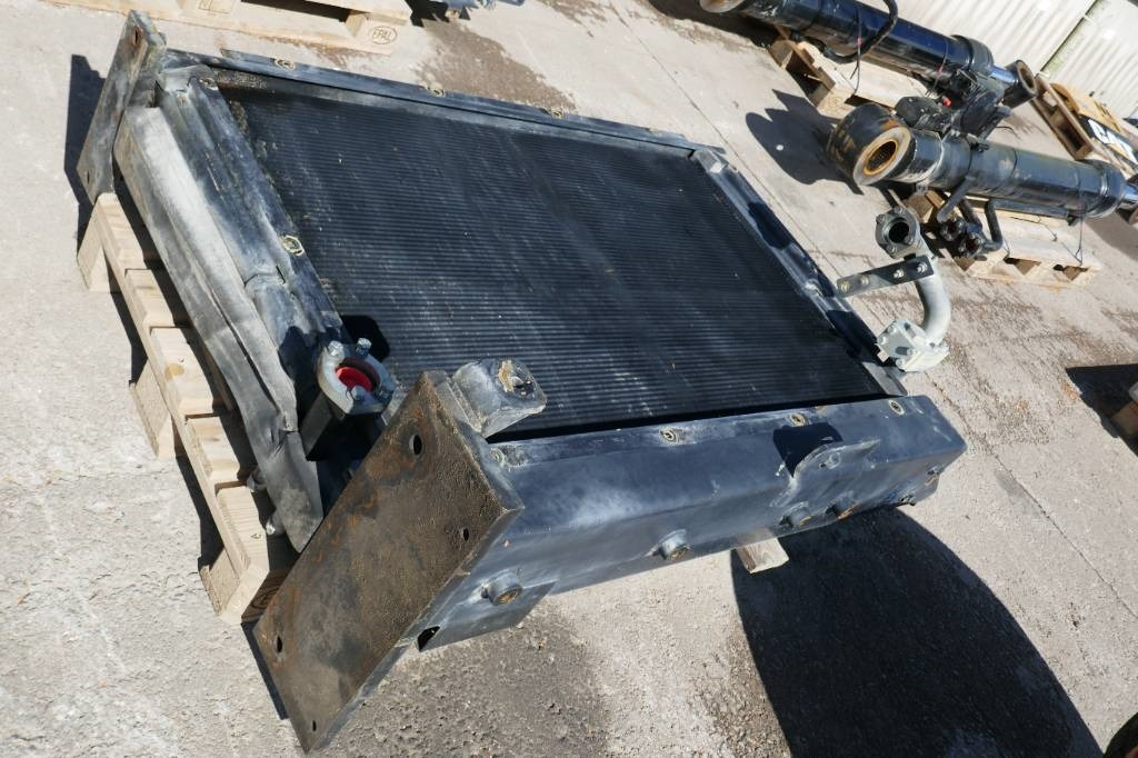 CAT 374 D Hydraulolje kylare, 245-9335 - Radiator for Bygg og anlegg: bilde 2 CAT 374 D Hydraulolje kylare, 245-9335 - Radiator for Bygg og anlegg: bilde 2