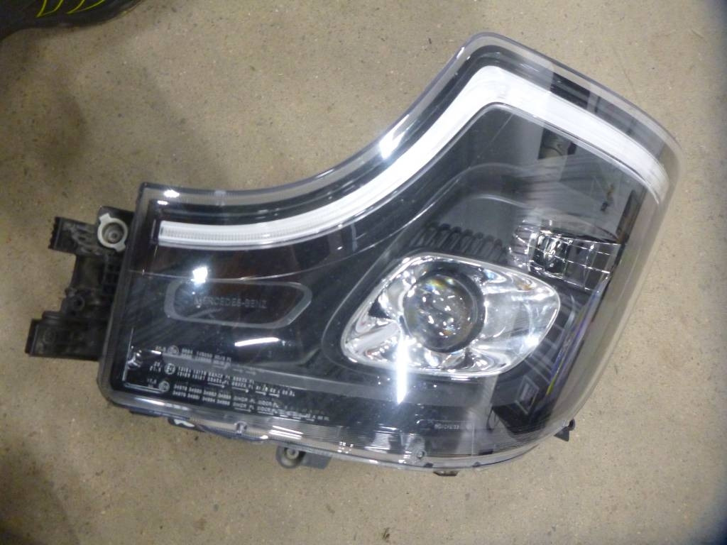 Mercedes-Benz Actros - Elektrisk system for Lastebil: bilde 1 Mercedes-Benz Actros - Elektrisk system for Lastebil: bilde 1