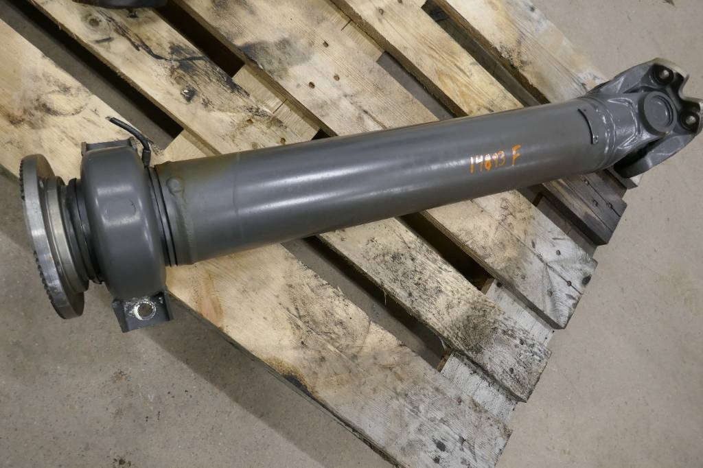 Volvo L180 HL Kardanaxel, voe15085424 - Girkasse for Bygg og anlegg: bilde 1 Volvo L180 HL Kardanaxel, voe15085424 - Girkasse for Bygg og anlegg: bilde 1