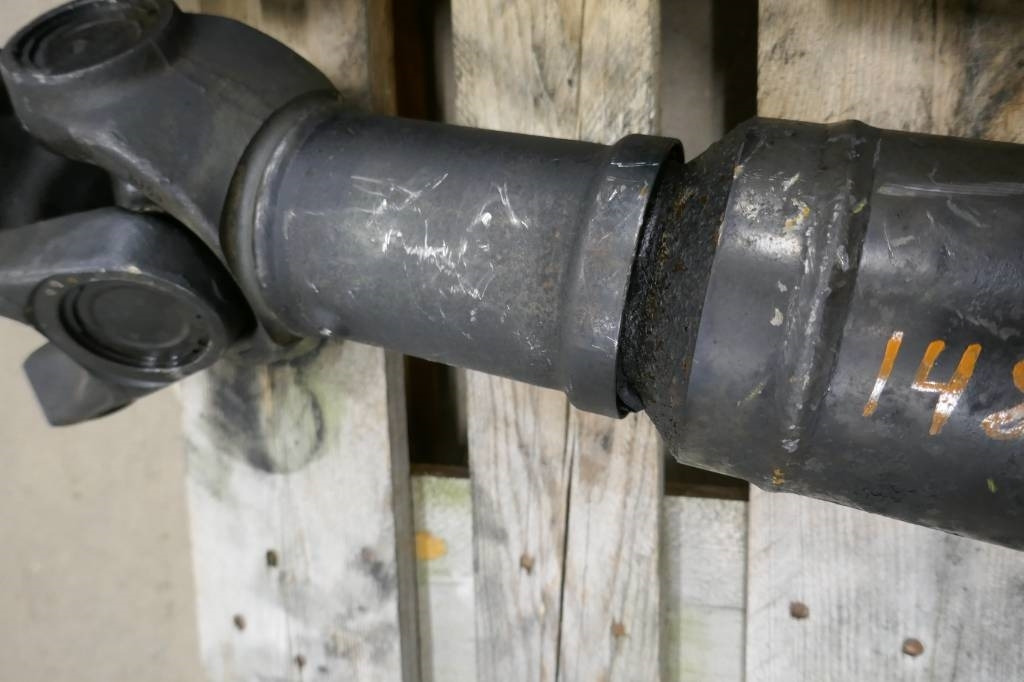 Volvo L180 HL Kardanaxel voe15085426 - Girkasse for Bygg og anlegg: bilde 2 Volvo L180 HL Kardanaxel voe15085426 - Girkasse for Bygg og anlegg: bilde 2