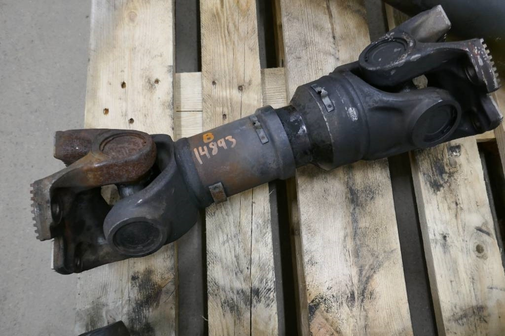 Volvo L180 HL Kardanaxel, voe15085429 - Girkasse for Bygg og anlegg: bilde 1 Volvo L180 HL Kardanaxel, voe15085429 - Girkasse for Bygg og anlegg: bilde 1