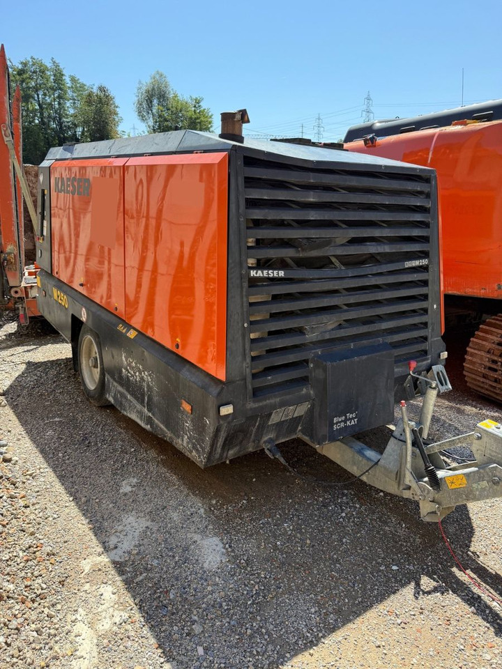 Kaeser M250 Kompressor, Anhänger trailer, 14bar - Luftkompressor: bilde 2 Kaeser M250 Kompressor, Anhänger trailer, 14bar - Luftkompressor: bilde 2