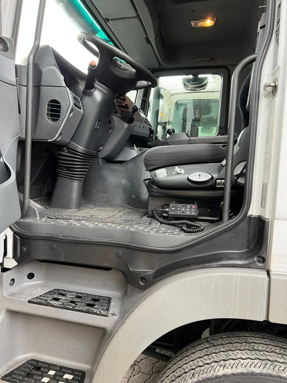 Mercedes-Benz Actros 1836 4x2, Carrier Supra 850U, Ladebordwan - Lastebil med kjøl: bilde 3 Mercedes-Benz Actros 1836 4x2, Carrier Supra 850U, Ladebordwan - Lastebil med kjøl: bilde 3