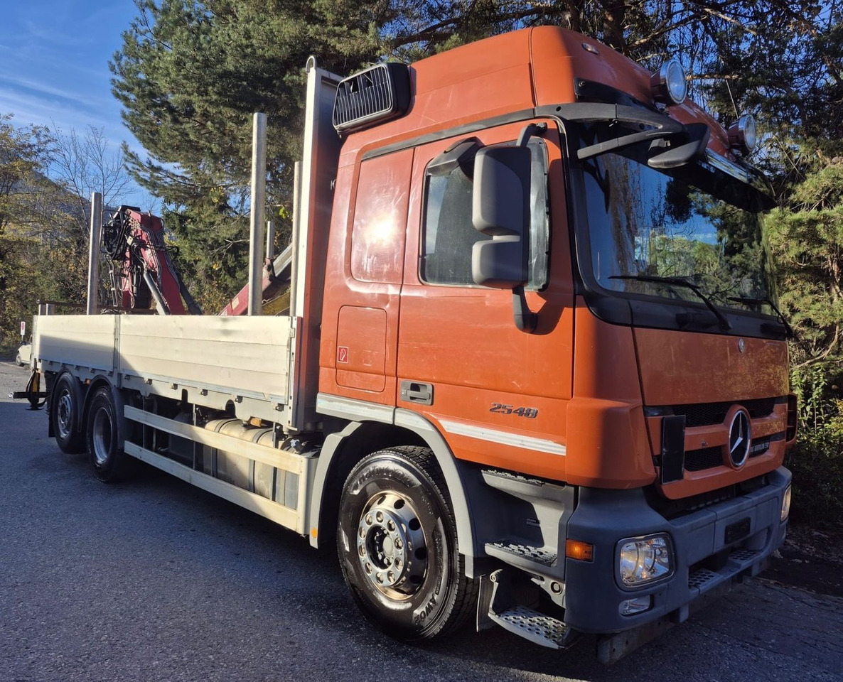 Mercedes-Benz Actros 2548 6x2,E5,MP3,EPS, Penz 25R9,50 Greifer - Kranbil: bilde 1 Mercedes-Benz Actros 2548 6x2,E5,MP3,EPS, Penz 25R9,50 Greifer - Kranbil: bilde 1