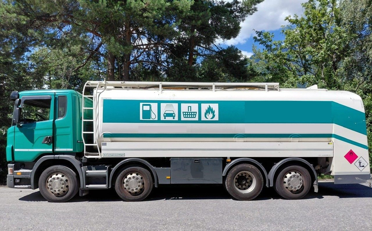 Scania G440 8x2, E5, Schwingenschloegel, 2 Kammern, ADR - Tankbil: bilde 4 Scania G440 8x2, E5, Schwingenschloegel, 2 Kammern, ADR - Tankbil: bilde 4