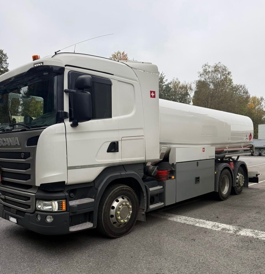 Scania R450 LB 6x2, ADR, E6,Schwarzmüller,Diesel/Benzin - Tankbil: bilde 3 Scania R450 LB 6x2, ADR, E6,Schwarzmüller,Diesel/Benzin - Tankbil: bilde 3