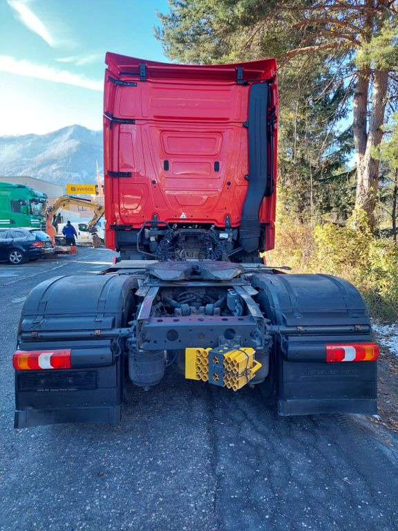 Mercedes-Benz Actros 1845 4x2, E6, Retarder, Schubbodenhydraul Mercedes-Benz Actros 1845 4x2, E6, Retarder, Schubbodenhydraul - Trekkvogn: bilde 4 Mercedes-Benz Actros 1845 4x2, E6, Retarder, Schubbodenhydraul Mercedes-Benz Actros 1845 4x2, E6, Retarder, Schubbodenhydraul - Trekkvogn: bilde 4