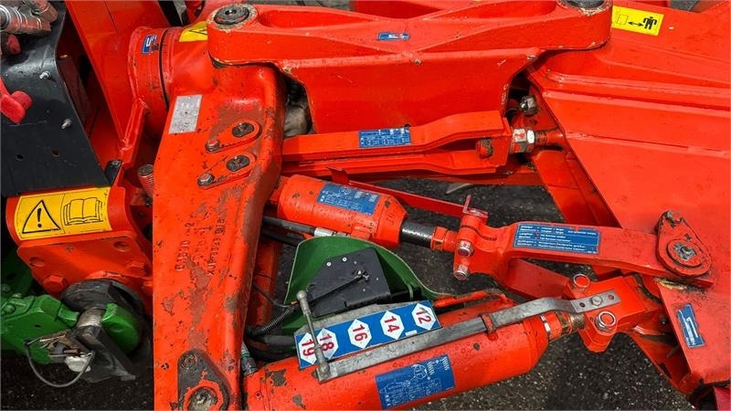 Kuhn Vari Master 183 6 Furet 183 - Plog: bilde 5 Kuhn Vari Master 183 6 Furet 183 - Plog: bilde 5