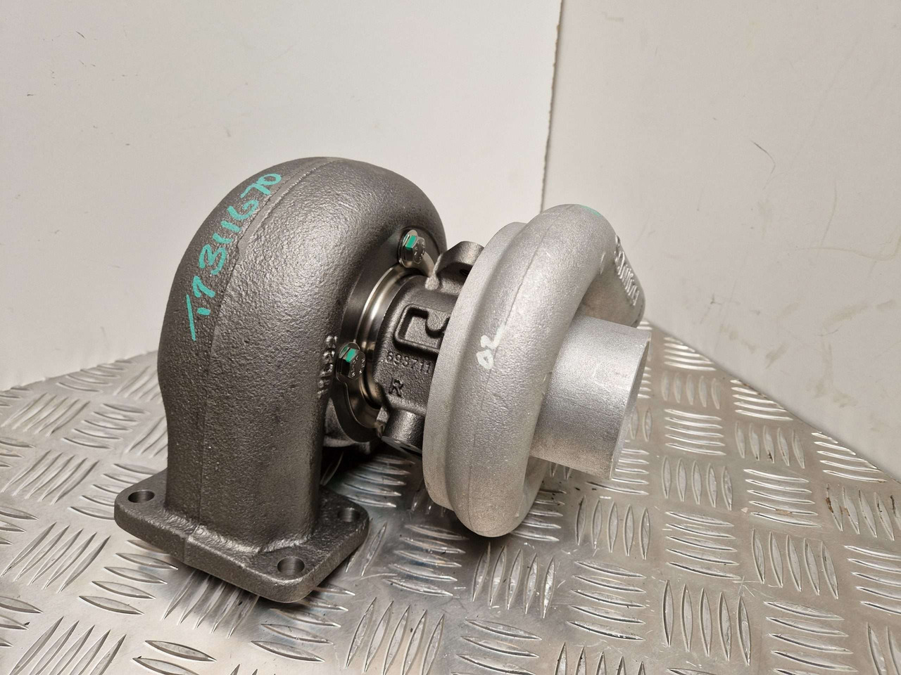 Sisu 620 Turbo 02/950476 DSRAG BorgWarner manufactured - Motor og deler for Bygg og anlegg: bilde 2 Sisu 620 Turbo 02/950476 DSRAG BorgWarner manufactured - Motor og deler for Bygg og anlegg: bilde 2
