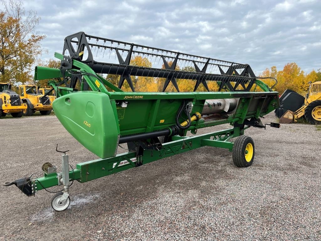 John Deere 622R Skärbord / Header 22 fot till JD T550 i - Innhøstingsutstyr: bilde 3 John Deere 622R Skärbord / Header 22 fot till JD T550 i - Innhøstingsutstyr: bilde 3