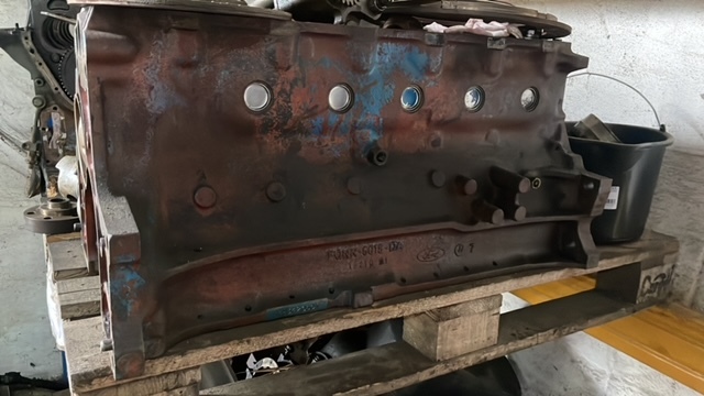 Blok silnika Ford 8730 8830 FONN-6015-DA - Sylinderblokk for Landbruksteknikk: bilde 2 Blok silnika Ford 8730 8830 FONN-6015-DA - Sylinderblokk for Landbruksteknikk: bilde 2