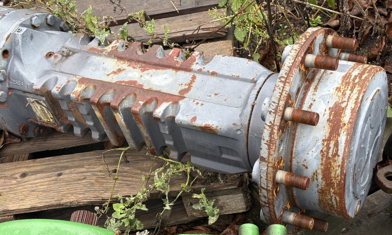 Carraro 28.32M 11885677 150006 Obudowa Mostu Pochwa Zwolnica Zwrotnica Hamulec Piasta CZĘŚCI - Aksel og deler for Landbruksteknikk: bilde 3 Carraro 28.32M 11885677 150006 Obudowa Mostu Pochwa Zwolnica Zwrotnica Hamulec Piasta CZĘŚCI - Aksel og deler for Landbruksteknikk: bilde 3