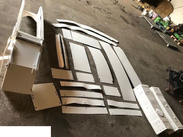 Claas Jaguar 940 - Tunel / Rura Wyrzutu - Karosseri og eksteriør for Landbruksteknikk: bilde 2 Claas Jaguar 940 - Tunel / Rura Wyrzutu - Karosseri og eksteriør for Landbruksteknikk: bilde 2